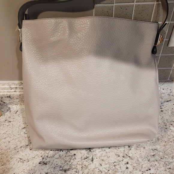 💚CLEARANCE💚 Jessica Simpson One handle shoulder bag - Picture 3 of 6